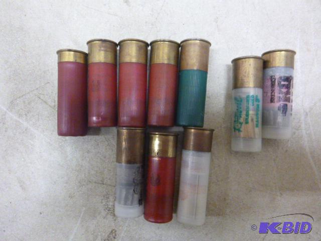 lot 87 image: 10 12 Gauge&nbspShotgun Shells Most are slug...