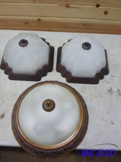 lot 9 image: 3 Ceiling Lights...