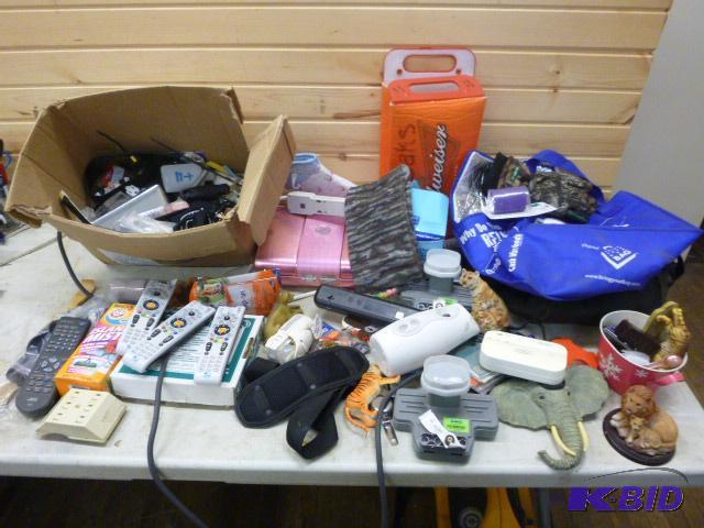 lot 93 image: Large Lot of Miscellaneous Items...