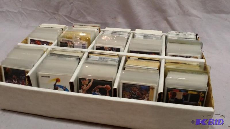 lot 26 image: Box of over 1000 Basketball cards....