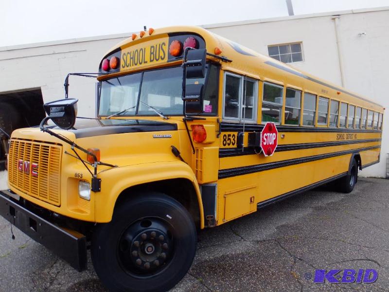lot 1 image: Bluebird Bus