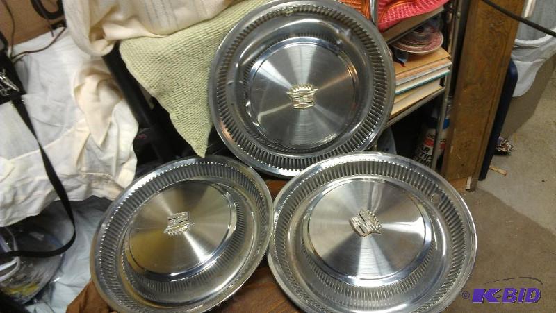 Cadillac Hub Caps