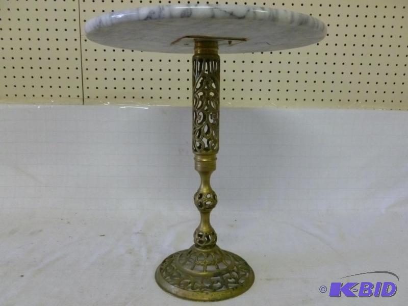 lot 11 image: Beautiful Vintage Cast Brass And Marble Top e...