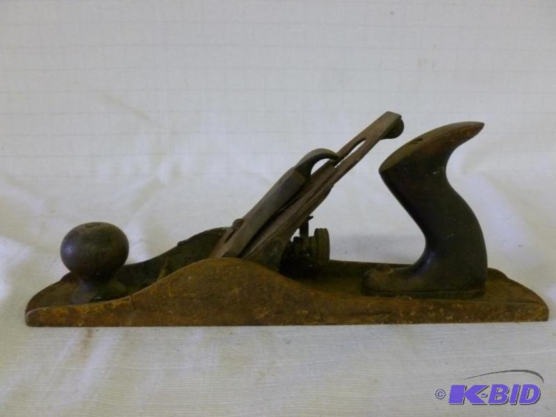 lot 183 image: Vintage Zenith wood plane tool, measures 14&q...