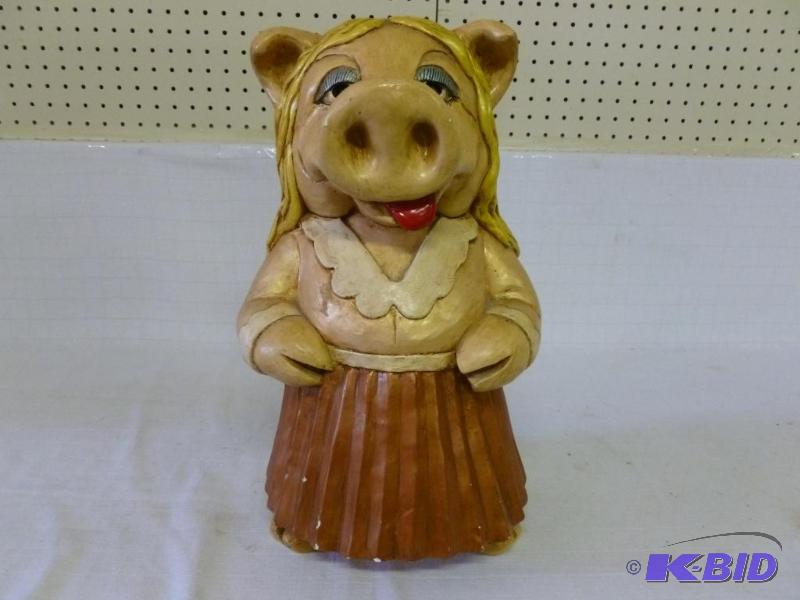 lot 29 image: Large Miss Piggy molded plaster coin bank tha...