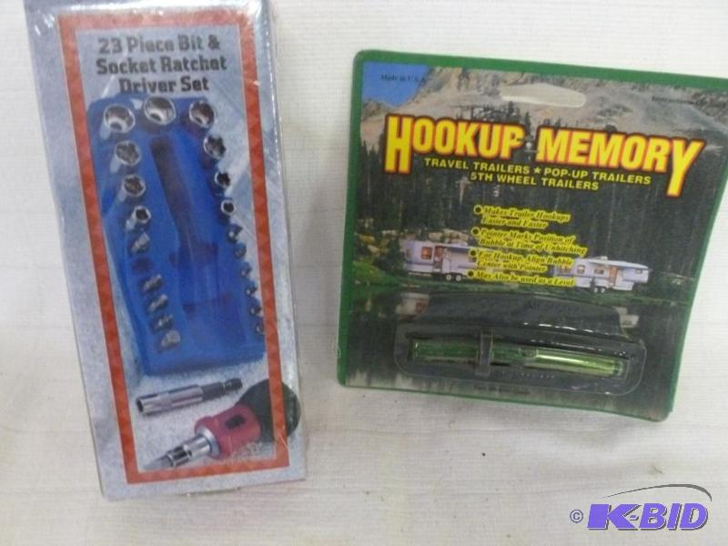 lot 68 image: This lot consists of a Hookup Memory RV level...