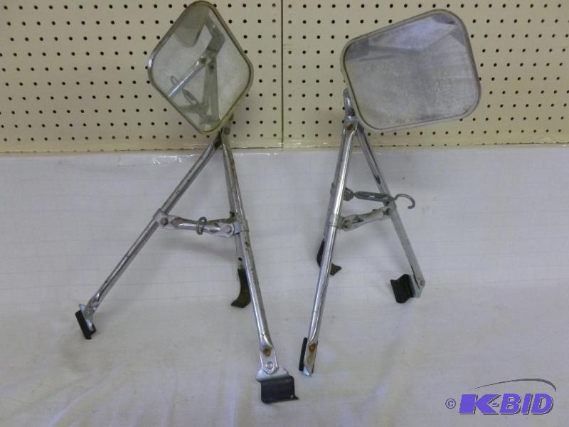 lot 78 image: Lot of two chrome plated metal side truck mir...