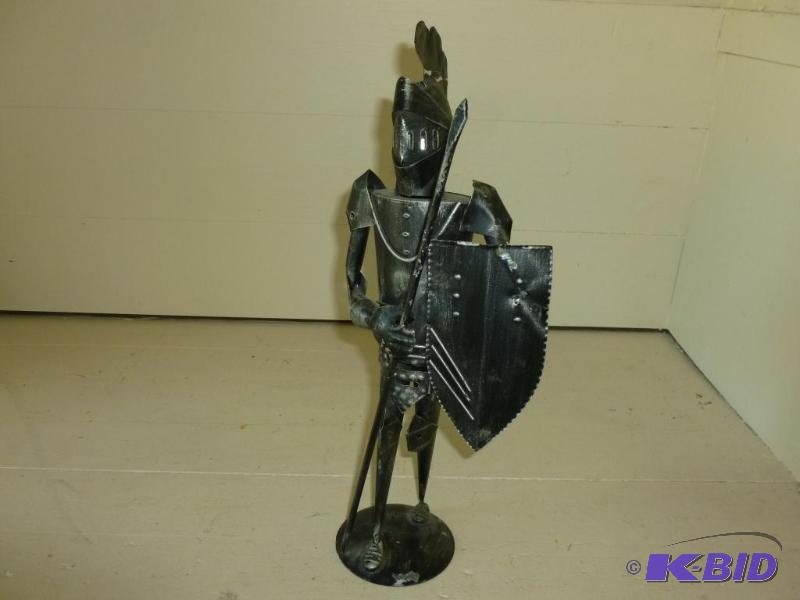 lot 82 image: Large decorative cut metal knight in armour&n...
