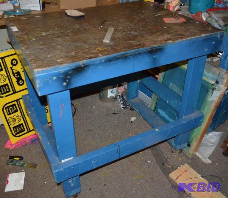 lot 36 image: Blue Cart on wheels...