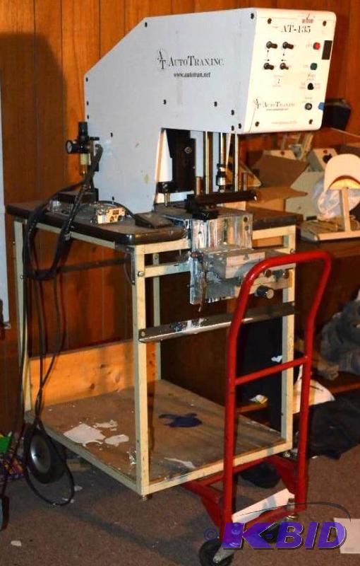 lot 6 image: Pad Printing Machine- AT-135 by Auto Tran Inc...