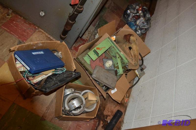 lot 70 image: 4 boxes of misc. tools- to many to list see p...