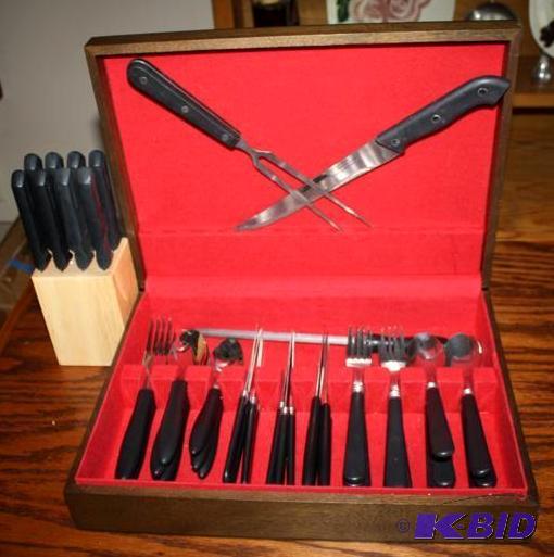 Schinken Messer Knives in &nbspthe lid of th...