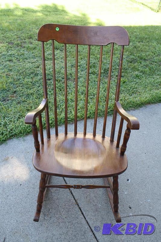 Wood spindle rocking chair 40&quot height&nb...