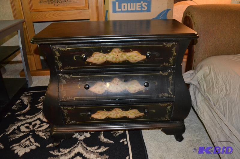 Bombay Accent Chest dresser - hand painted wi...