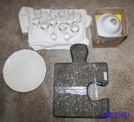 Lenox anniversary plate,  3 white lamp glob...