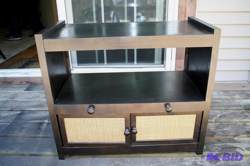 Beautiful wood cabinet with the middle shelf ...