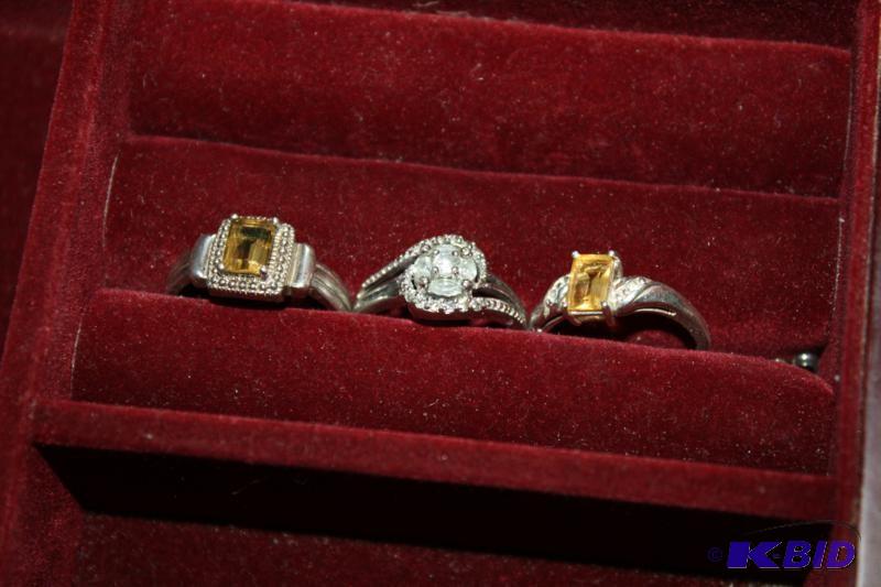3 sterling silver rings Elegant jewelry box ...