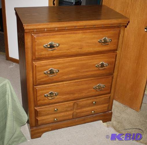 4 Drawer wood DRESSER with Chippendale styled...