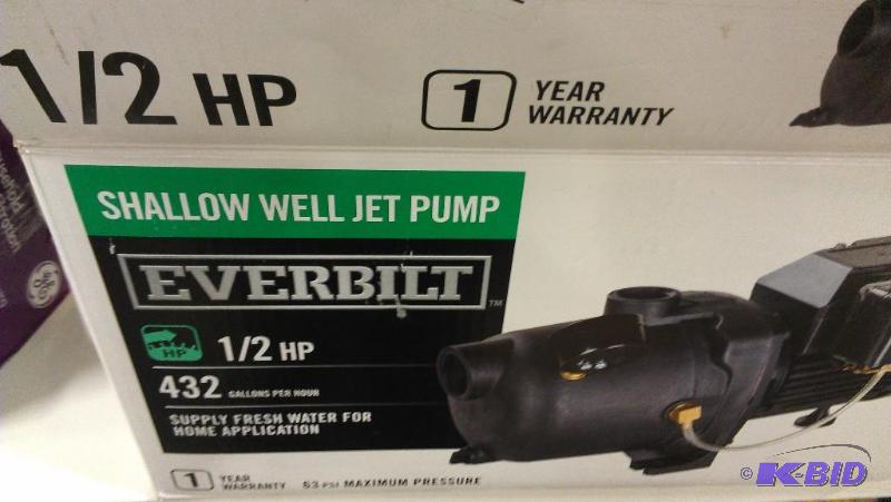 12 horsepower shallow well jet pump. Unteste...