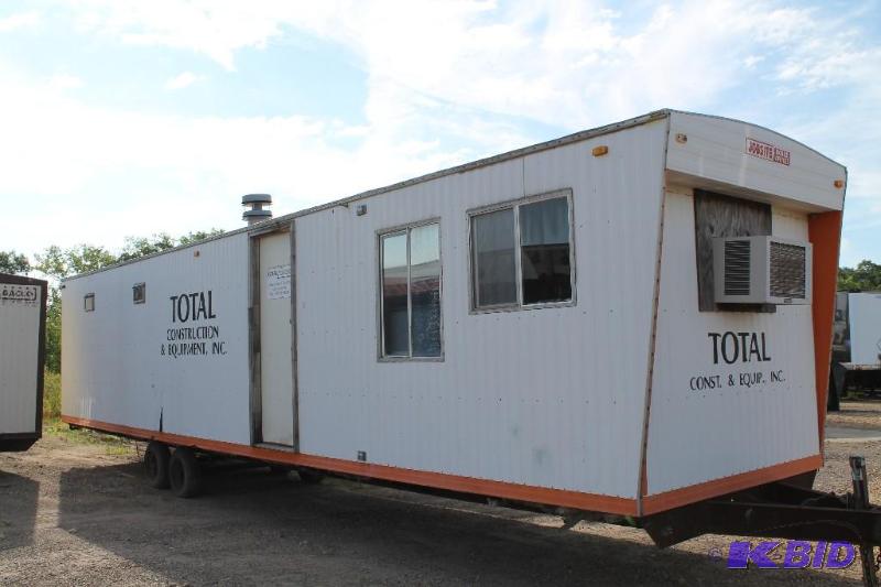 lot 10 image: Portable Office Modular MEASURES 36 X 8w X...