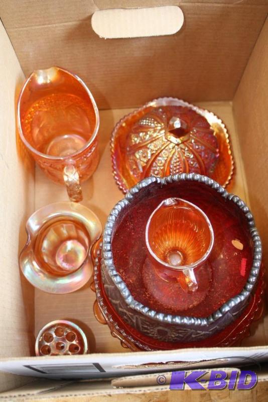 Box Lot of Vintage Carnival Glass Including ...