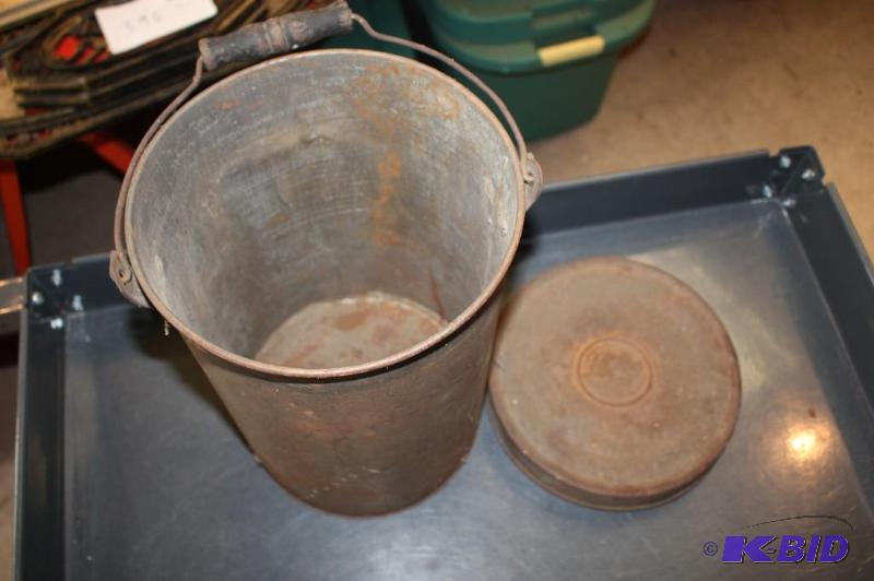 Copper Bucket with Lid...