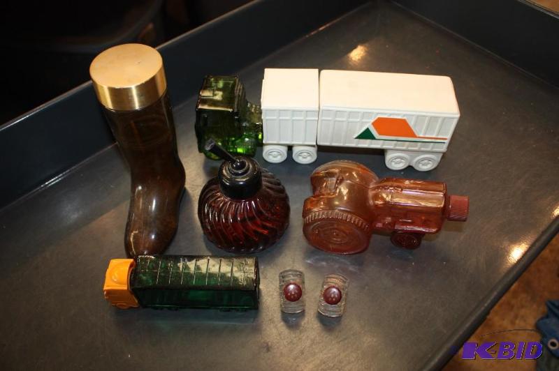 Mixed lot including Glass Trucks, Glass Bottl...
