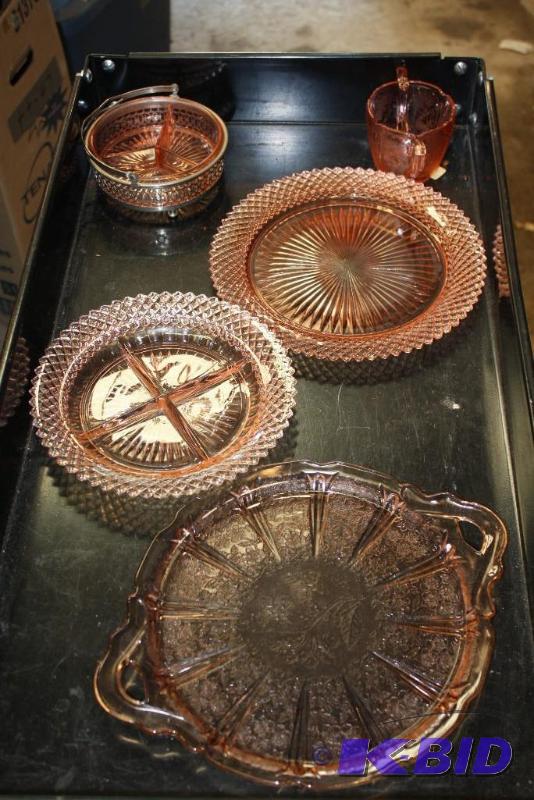Lot of (5) Vintage Pink Depression Glass Divi...
