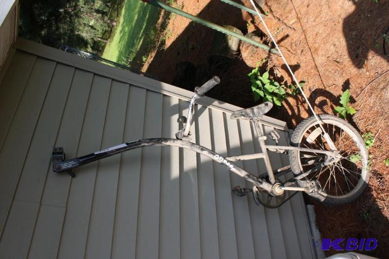 Chaser Brand Tagalong Childs&nbspbike,...