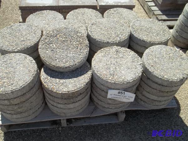 12&quot Round Exposed Agg. Stepping Stone, Q...