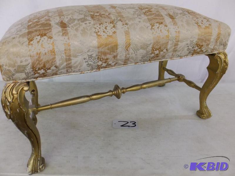 Cushioned Bench