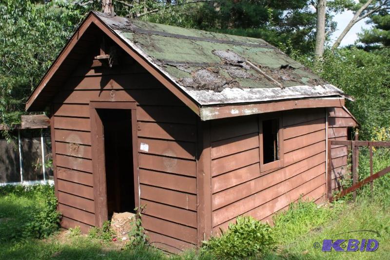 Aluminum clad shed 10 12x19x10, contents ...