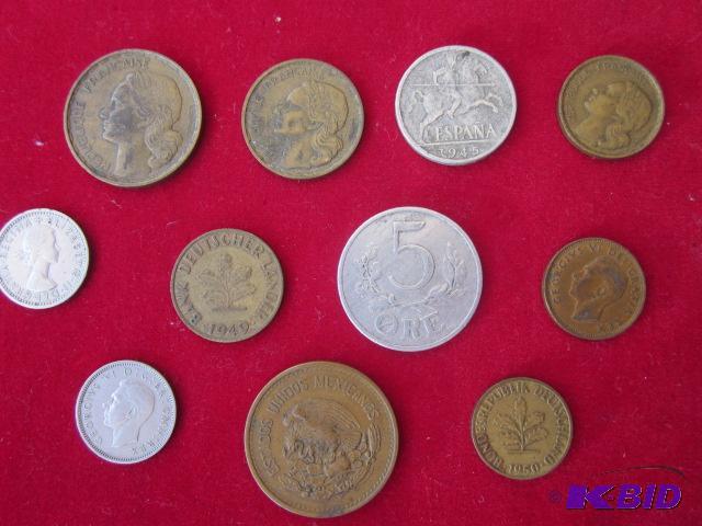 lot 138 image: Lot of old foreign coins....