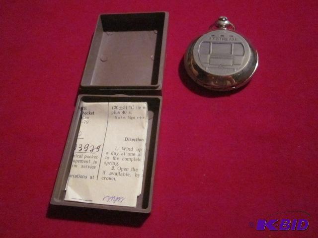lot 54 image: Vintage Molnija Russian Pocket Watch Air Stre...