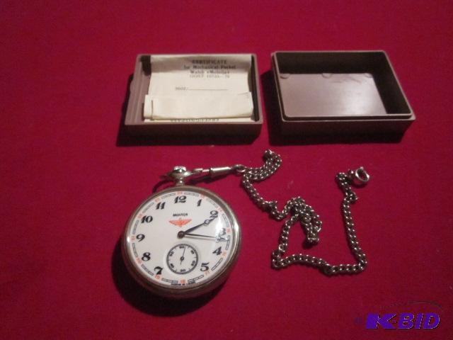 lot 56 image: Vintage Molnija Russian Railroad Pocket Watch...