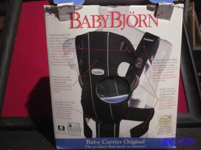 lot 84 image: Used baby Bjorn 8-25 lb. original baby carrie...