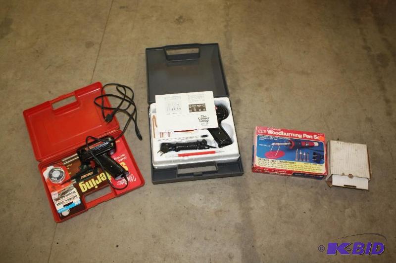lot 131 image: Weller 8 pc Soldering Kit in red case - ins...