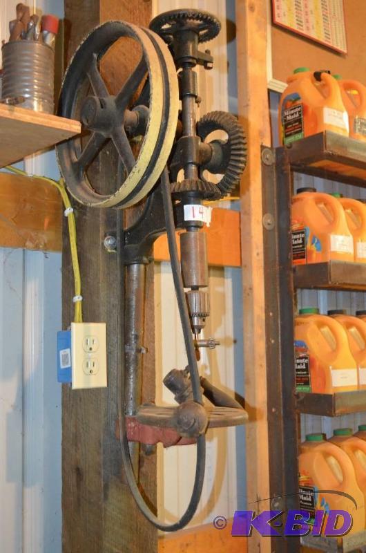 lot 14 image: Vintage Wall Mounted drill press Jacobs Chuc...