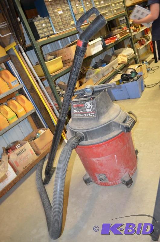 lot 140 image: Sears Craftsman 16 gallon Wet Dry Vac 150 MPH...