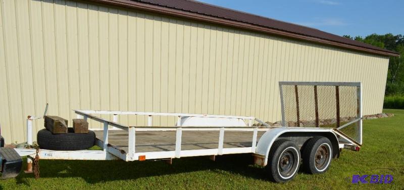 lot 2 image: 16 &nbsp1987 Nike Tandem Trailer with fold ...