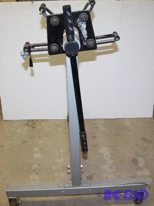 lot 43 image: Sears 1000 LB Engine Stand, fits any engine....
