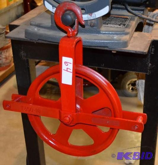 lot 64 image: Western Block T350-10  inch Rope Block P...
