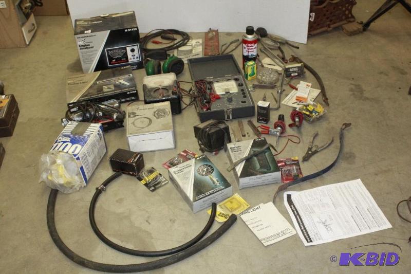 lot 98 image: Auto Tools   Sears Industrial Engine Analyze...