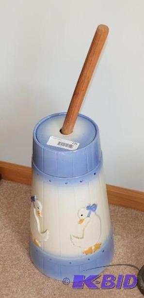 lot 129 image: Vintage Ceramic Decorative Butter Churn 15 1...
