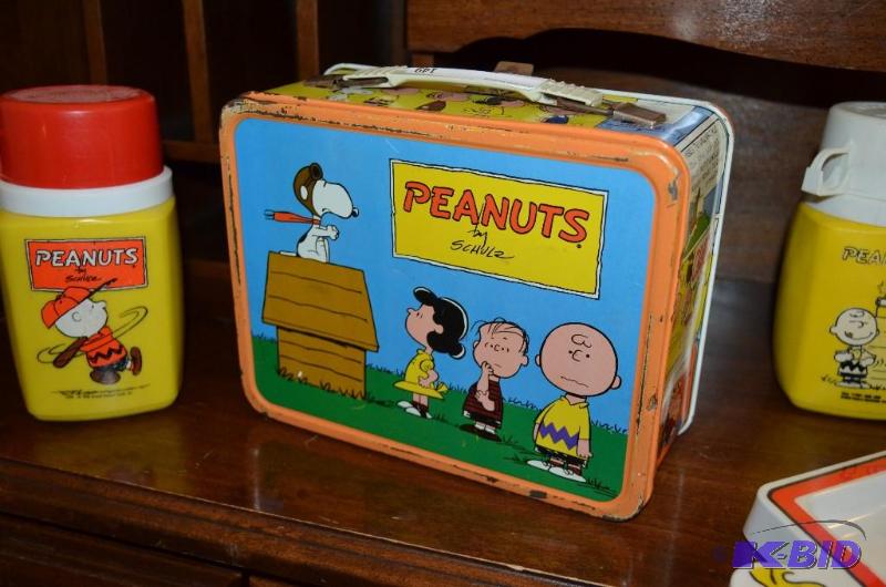 Vintage Snoopy Collectibles: Peanuts B... | Oak Park Guns, Lionel ...