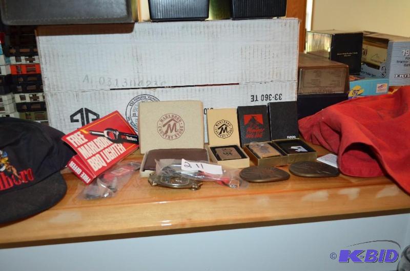 lot 185 image: Lot of Marlboro collectible items including M...