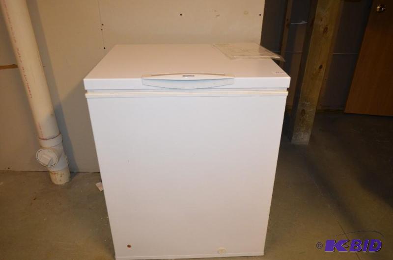 lot 215 image: Kenmore Freezer Model No. 253.14502 101 Seria...