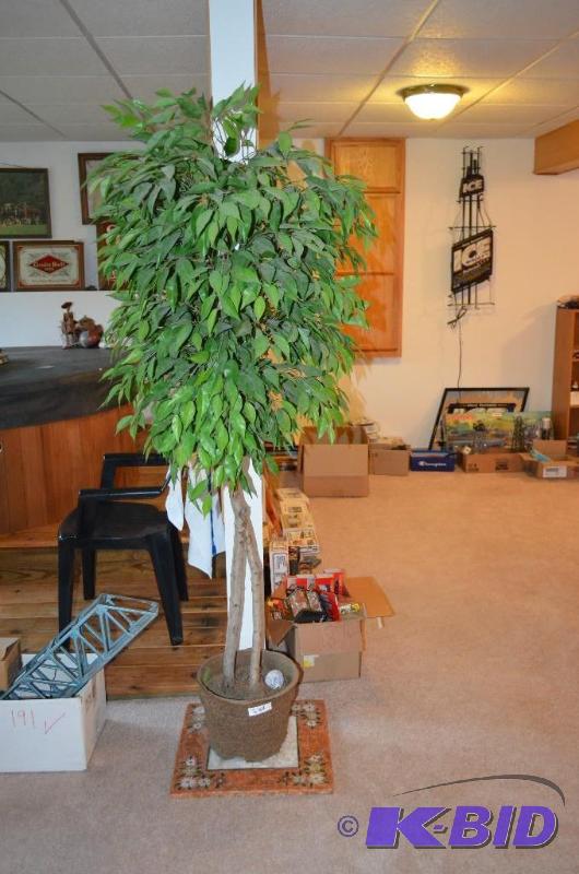 lot 224 image: House Decor Potted Tree...
