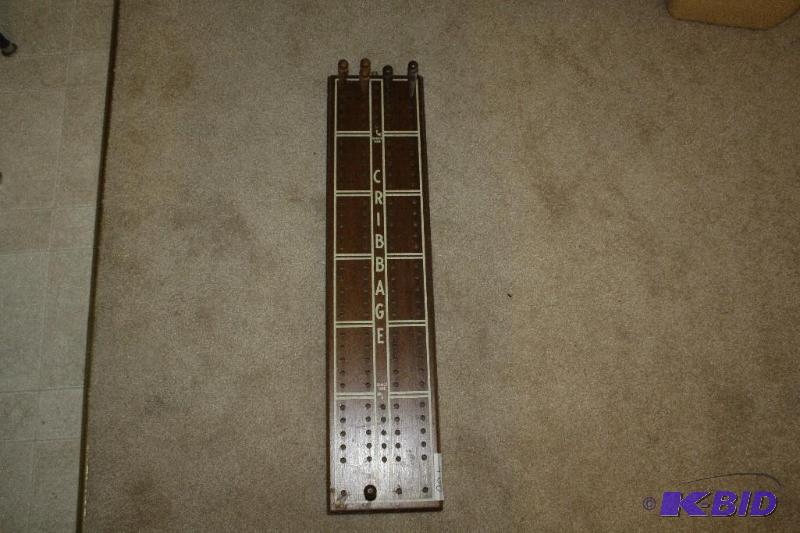 lot 226 image: Vintage Cribbage board by Cornwall Wood Produ...