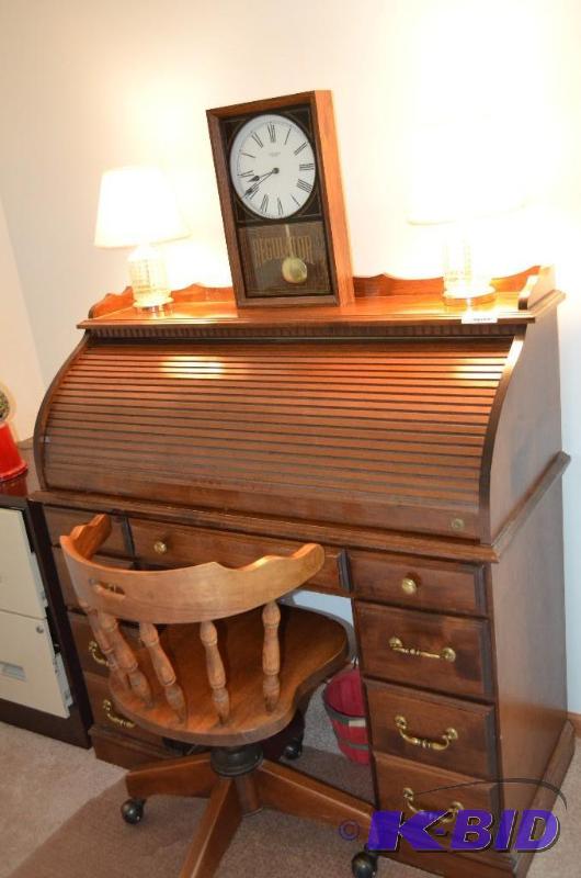 lot 229 image: Verichron Quartz Regulator Clock 17 x 10.5 ...